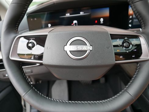 Certified 2025 Nissan Murano SL w/ Cargo Package AWD/4WD image 25