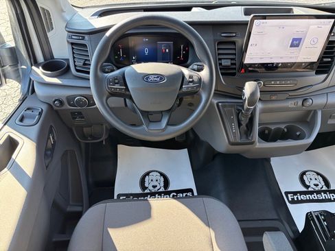New 2026 Ford Transit 250 148 Medium Roof RWD image 4