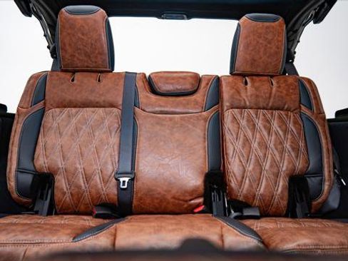 Used 2026 Jeep Wrangler Unlimited Sport image 32