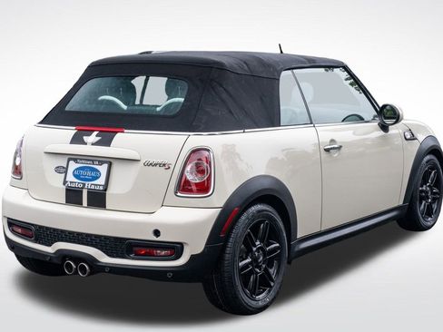 Used 2014 MINI Cooper S image 27