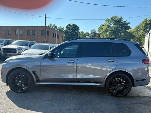 Used 2024 BMW X7 M60i image 2