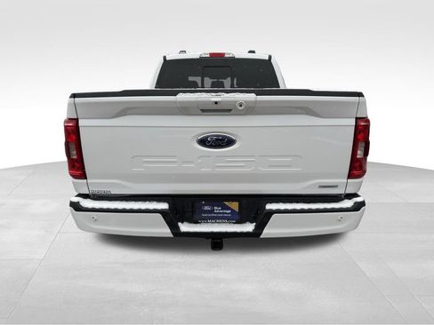 Certified 2022 Ford F150 XLT w/ Equipment Group 302A High image 8