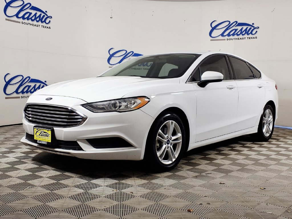 Used 2018 Ford Fusion SE FWD image 5