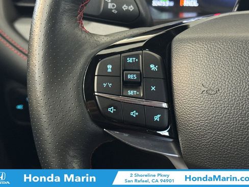 Used 2025 Ford Explorer ST-Line AWD/4WD image 32