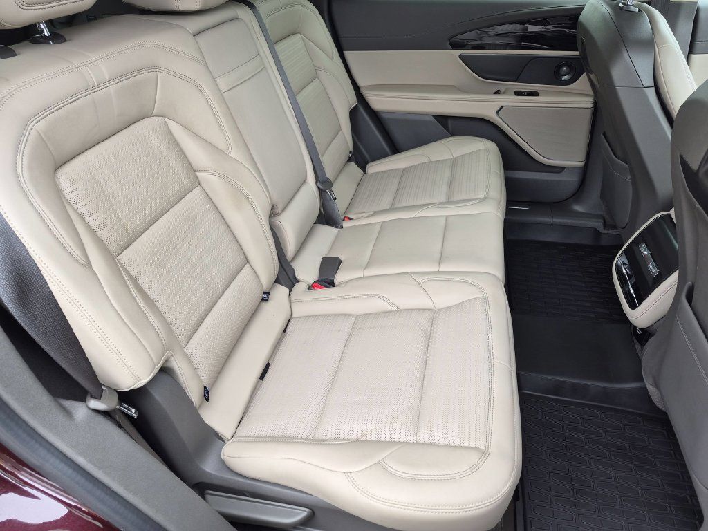 Used 2024 Lincoln Nautilus Reserve w/ Equipment Group 202A AWD/4WD image 21