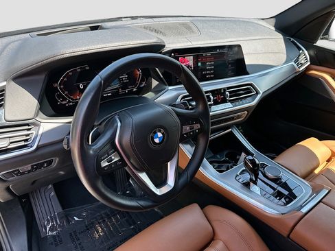 Certified 2022 BMW X5 sDrive40i w/ Premium Package RWD image 9