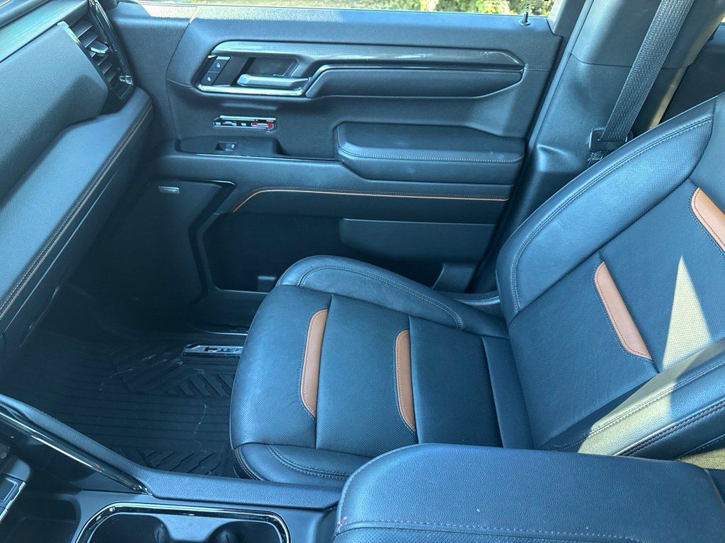 Used 2024 GMC Sierra 1500 AT4 w/ Technology Package AWD/4WD image 24