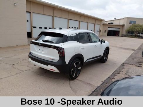 New 2026 Nissan Kicks SR w/ SR Premium Package AWD/4WD image 4