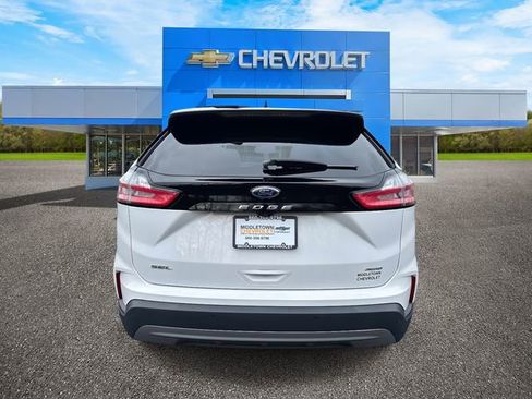 Used 2022 Ford Edge SEL image 5