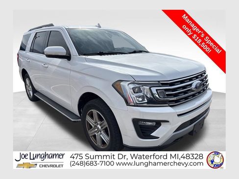 Used 2019 Ford Expedition XLT w/ Equipment Group 202A AWD/4WD image 1