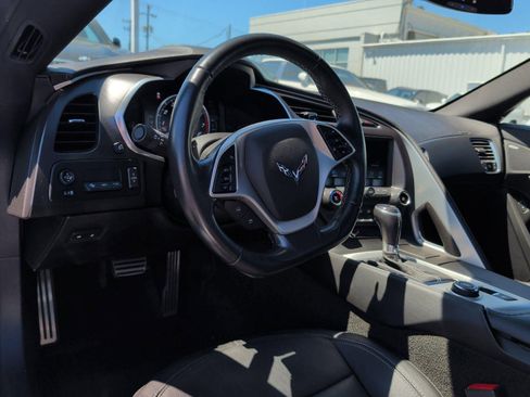 Used 2019 Chevrolet Corvette Stingray Convertible w/ 2LT Preferred Equipment Group RWD image 15
