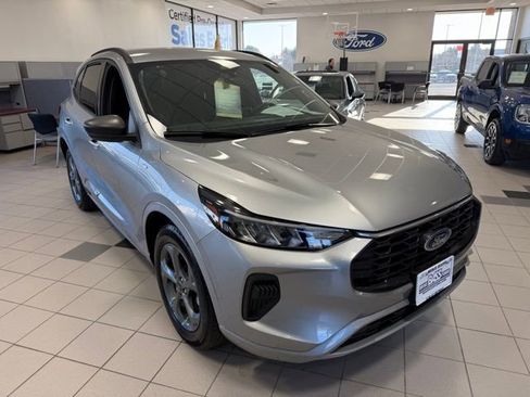 Used 2023 Ford Escape ST-Line w/ Tech Pack #1 image 2