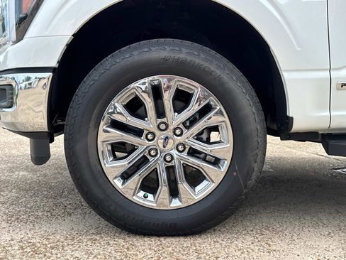 New 2025 Ford F150 Lariat w/ Equipment Group 501A Mid image 3