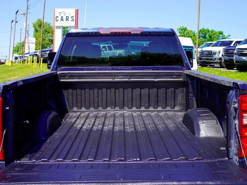 Used 2020 Chevrolet Silverado 2500 Custom w/ Custom Value Package AWD/4WD image 10