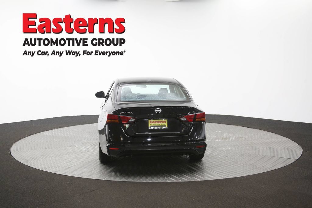 Used 2025 Nissan Altima 2.5 SV FWD image 36