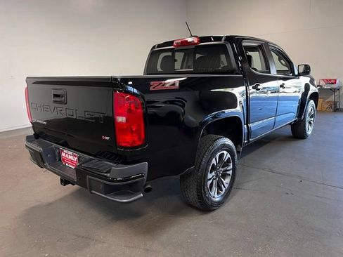 Used 2022 Chevrolet Colorado Z71 RWD image 2