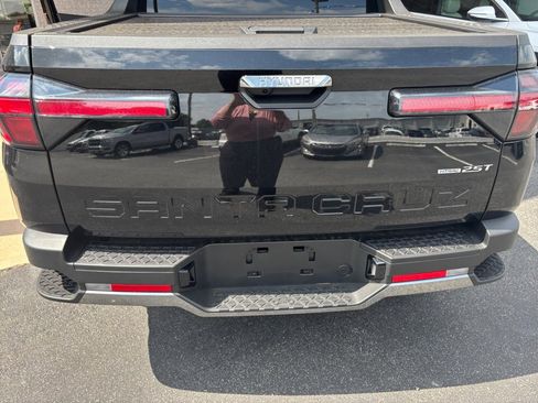 New 2025 Hyundai Santa Cruz Limited image 14