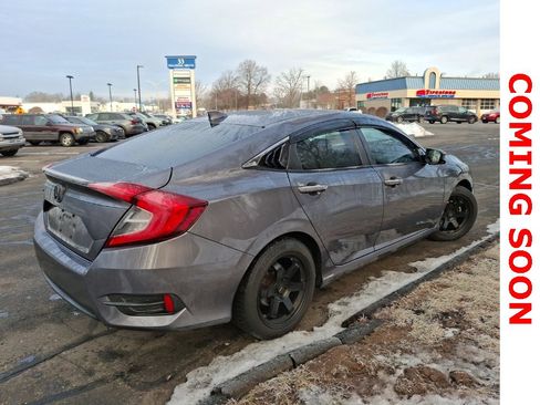 Used 2018 Honda Civic EX-T image 4