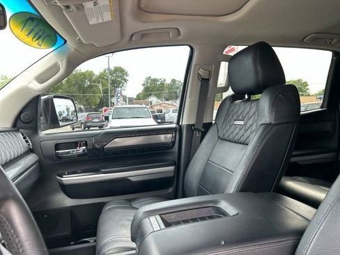 Used 2017 Toyota Tundra Platinum AWD/4WD image 31