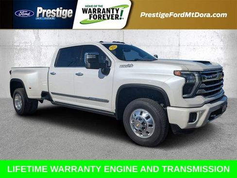 Used 2025 Chevrolet Silverado 3500 High Country w/ Technology Package AWD/4WD image 1
