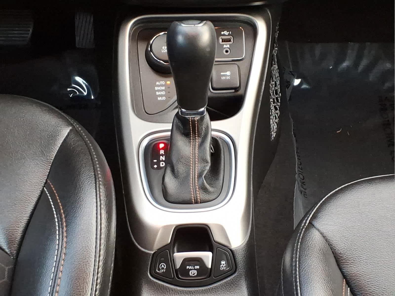 Used 2021 Jeep Compass Latitude w/ Convenience Group AWD/4WD image 25