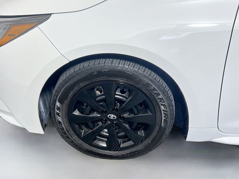 Used 2023 Toyota Corolla LE FWD image 13