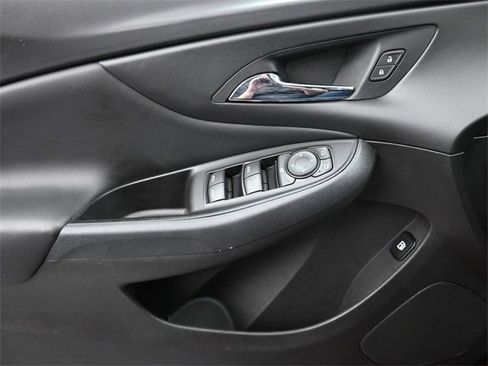 Used 2017 Chevrolet Volt LT image 22