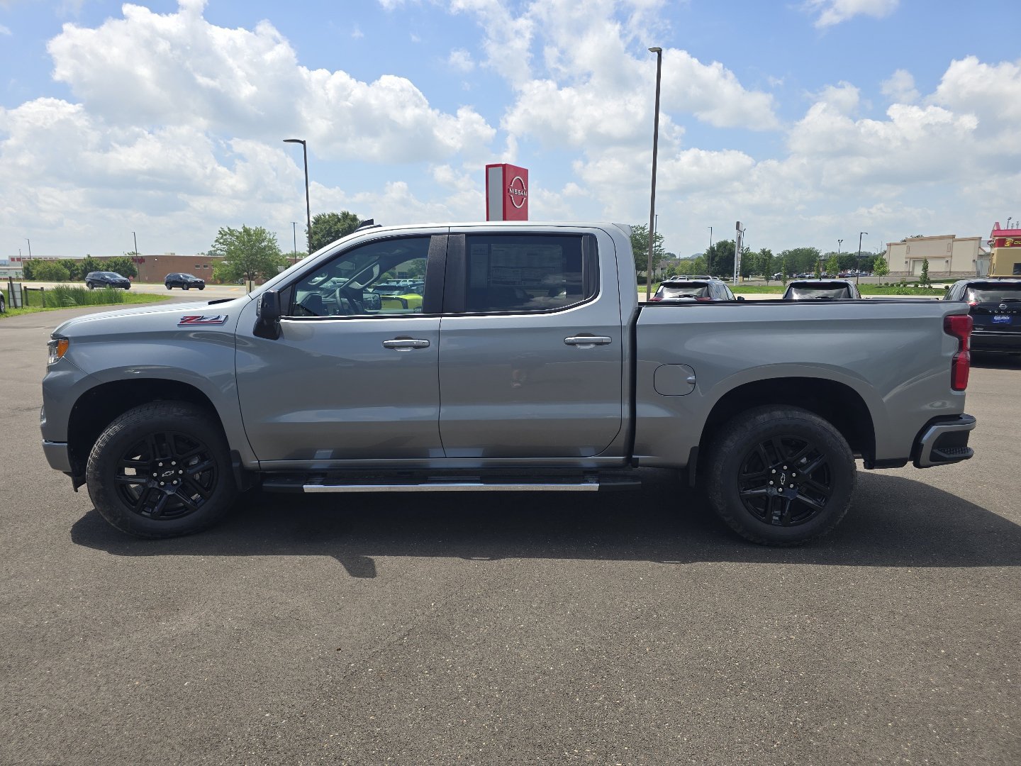 New 2026 Chevrolet Silverado 1500 RST w/ RST All Star Premium Package AWD/4WD image 9