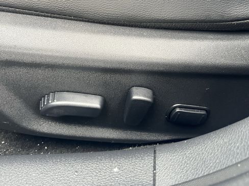 Used 2024 Nissan Sentra SR w/ SR Premium Package FWD image 25
