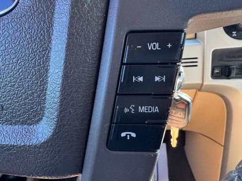 Used 2013 Ford F150 Lariat w/ Mid Equipment Group RWD image 41