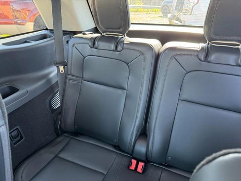 New 2025 Lincoln Aviator Reserve w/ Illumination Package image 13