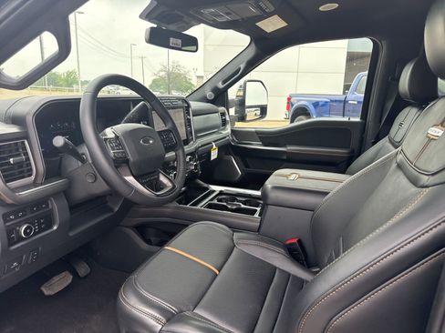 Used 2024 Ford F350 Platinum AWD/4WD image 10