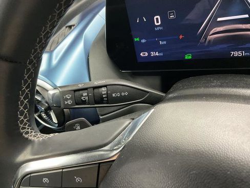 Used 2024 Chevrolet Equinox EV LT w/ LPO, Blackout Package image 18