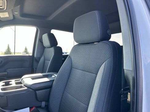 Used 2021 GMC Sierra 1500 SLE w/ Fleet Comfort Package AWD/4WD image 16