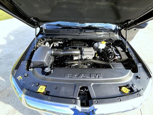Used 2023 RAM 1500 Laramie image 24