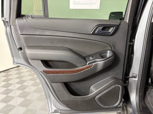 Used 2020 GMC Yukon SLE w/ SLE Value Package AWD/4WD image 43