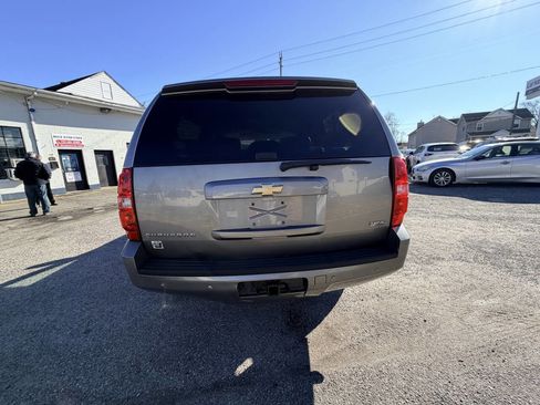 Used 2007 Chevrolet Suburban LT w/ LT Preferred Equipment Group image 14