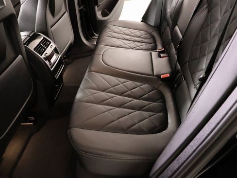 Used 2023 BMW X6 xDrive40i image 14