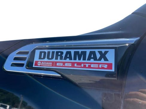 Used 2024 GMC Sierra 2500 Denali w/ Denali Reserve Package AWD/4WD image 10