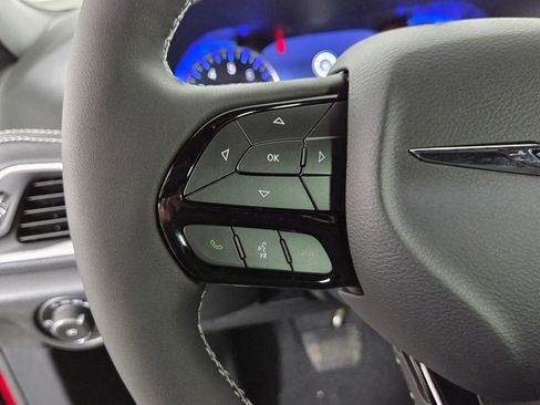 New 2026 Chrysler Pacifica Select image 17