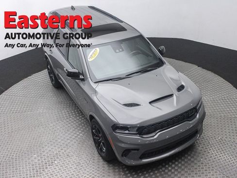 Used 2024 Dodge Durango R/T AWD/4WD image 3