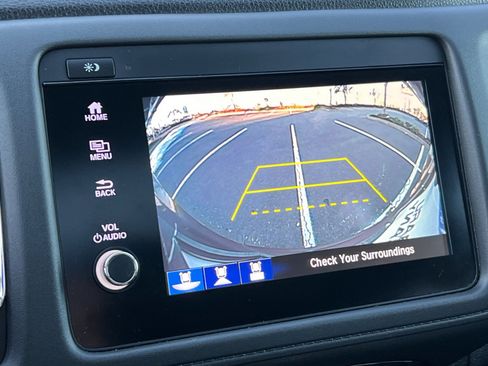 Used 2021 Honda HR-V EX image 18