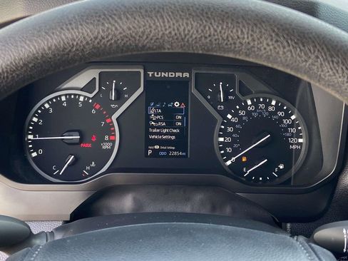 Used 2024 Toyota Tundra SR AWD/4WD image 34