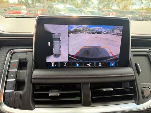 Used 2021 Chevrolet Suburban RST w/ Luxury Package image 23