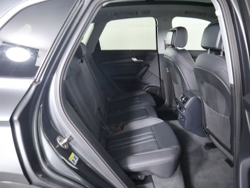 Certified 2025 Audi Q5 e Premium Plus w/ Premium Plus Package image 23