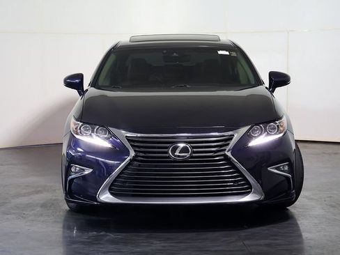 Used 2017 Lexus ES 350 w/ Luxury Package FWD image 9