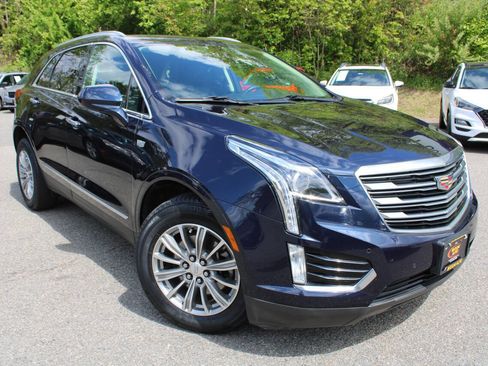 Used 2017 Cadillac XT5 Luxury w/ Driver Awareness Package AWD/4WD image 4