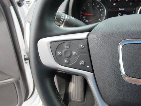 Certified 2023 GMC Terrain SLT w/ Tech Package image 15