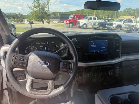 Used 2023 Ford F350 XL AWD/4WD image 12
