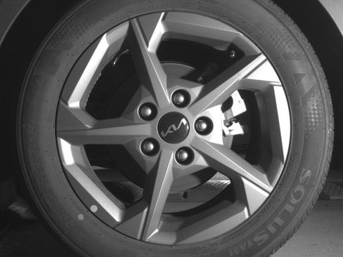 Used 2025 Kia K4 LXS image 11